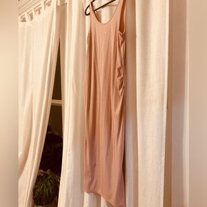 Rose cream MAMA maternity dress. Size medium!